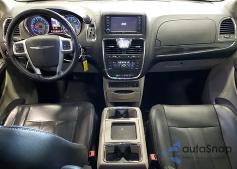 2012 Chrysler Town & Country Touring L z USA, uszkodzony, nr VIN 2C4RC1CG6CR286170